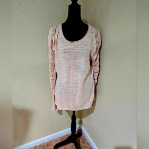 We The Free women's top. Size XL.